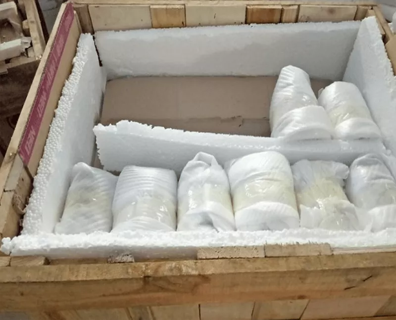 Các cuộn PE foam sẽ được đóng gói an toàn để gửi đến tay khách hàng
